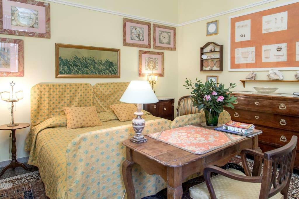 Charme In Sant Ambrogio Bed and breakfast